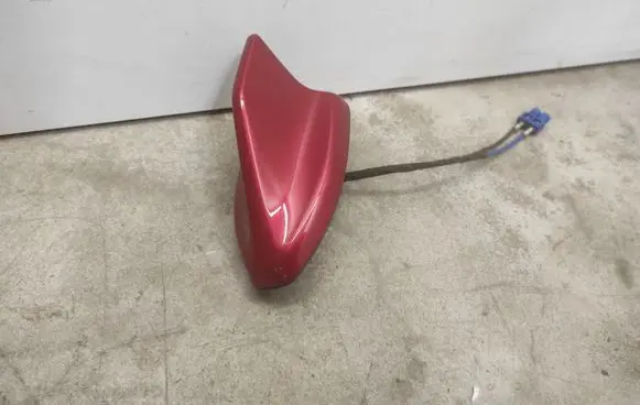 Ford Explorer VI Aerial GPS antenna JD9T19K351