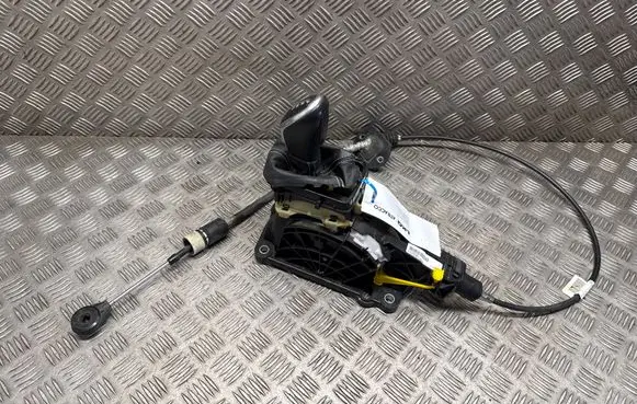 Volvo V60 Gear shifter/selector 31367687 20131007150732