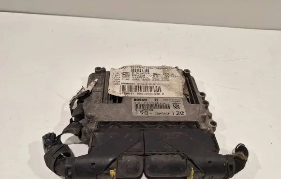 Fiat Bravo Engine control unit/module 0281013579
