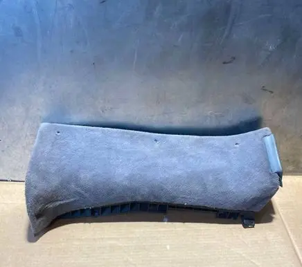 Mercedes-Benz S W126 Dashboard lower bottom trim panel 1268304644
