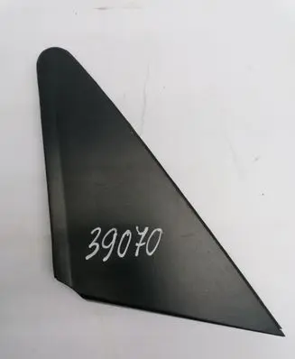 Toyota Corolla Verso E121 Plastic wing mirror trim cover 601180F010