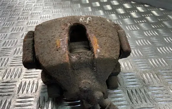 Volvo V50 Front brake caliper