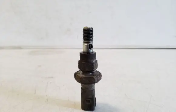 Mitsubishi L200 Oil pressure sensor 