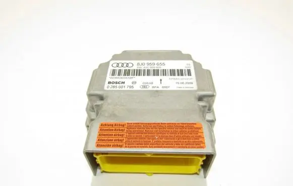 Audi TT TTS Mk2 Airbag control unit/module 8J0959655