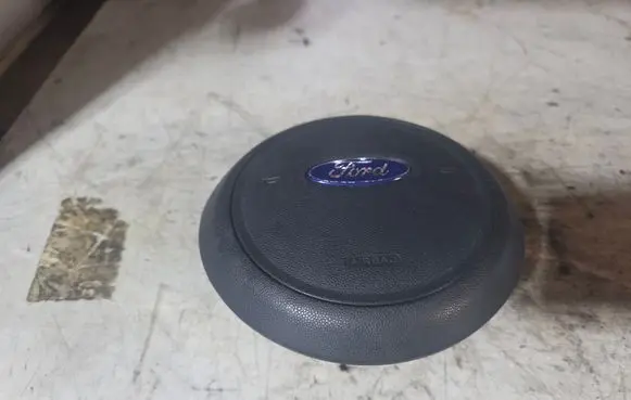 Ford Ka Steering wheel airbag 735498411