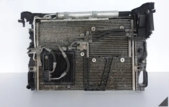 Mercedes-Benz CLS C219 Radiator set A2115003302