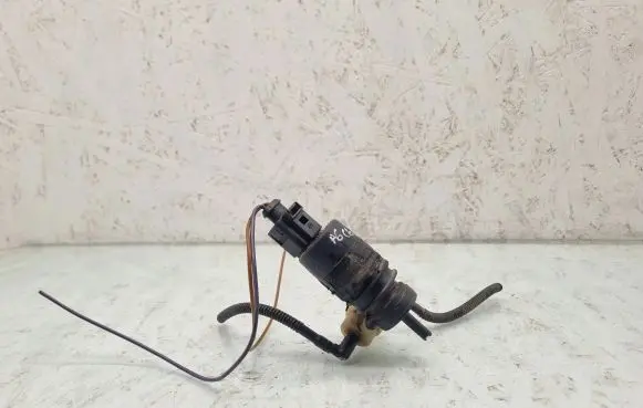 Audi A6 S6 C6 4F Windscreen/windshield washer pump 1T0955651A