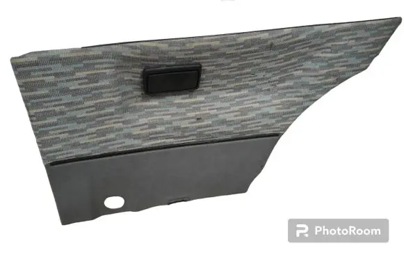 Volkswagen Polo II 86C 2F Trunk/boot side trim panel 867867044