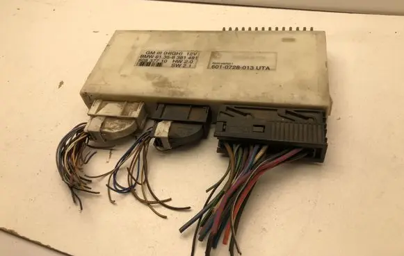 BMW 7 E38 Central body control module 61358381491