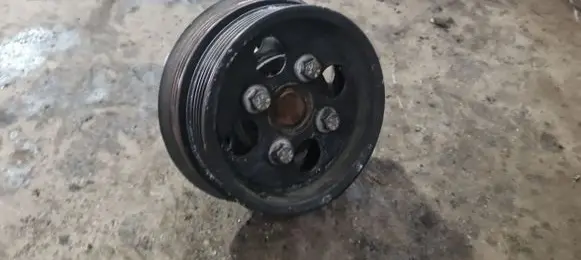 Volvo V60 Generator/alternator belt tensioner 31258133