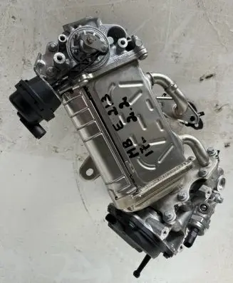 Mercedes-Benz E W213 EGR valve cooler A6541409100 A6541404401