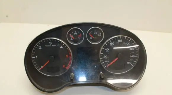 Audi A3 S3 8P Speedometer (instrument cluster) 8P0920981K