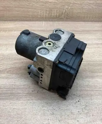 Audi A4 S4 B5 8D ABS Pump 8D0614111 0265214002