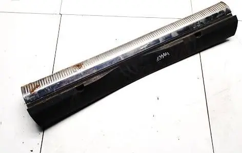 Volkswagen PASSAT B6 Other trunk/boot trim element 