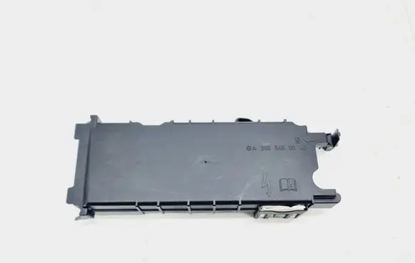 Mercedes-Benz B W246 W242 Fuse box cover A2465451340 A2465400040