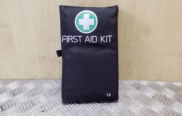 Volvo XC60 First aid kit 