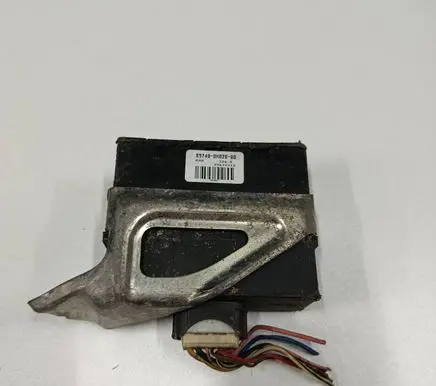 Peugeot 107 Door central lock control unit/module 897400H02000 73677312
