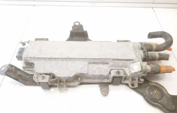BMW 3 F30 F35 F31 Voltage converter inverter 6144868598201 868598201