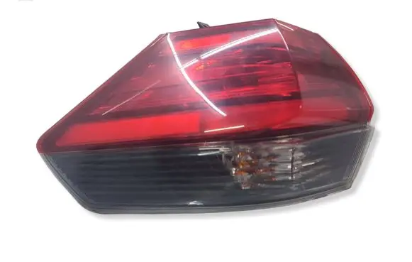 Nissan X-Trail T32 Rear/tail lights 22023746