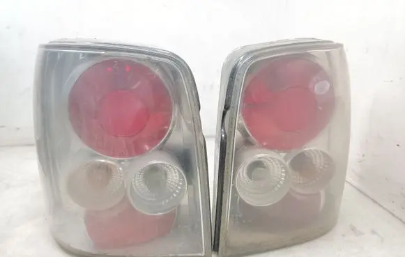 Volkswagen PASSAT B5 Rear/tail lights