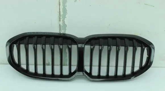 BMW 1 F40 Front grill 7450957 7450959