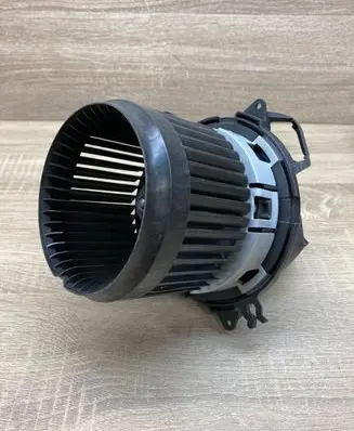 Renault Clio IV Heater fan/blower 5P3730000