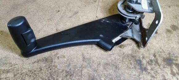 Mini Cooper Countryman R60 Handbrake/parking brake lever assembly 9811241 041113 3340
