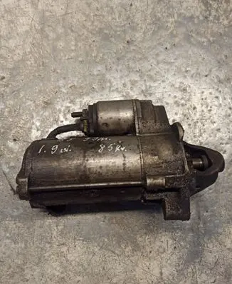 Volkswagen PASSAT B5 Starter motor