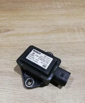 Audi A6 S6 C5 4B ESP acceleration yaw rate sensor 8E0907637A 0265005245
