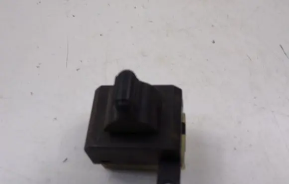 Chrysler Grand Voyager III Electric window control switch 4685435