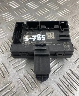 Audi A5 Door control unit/module 4M0959793H
