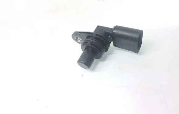 Volkswagen Golf IV Camshaft position sensor 036907601B
