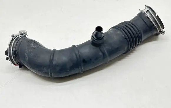 Toyota Yaris Cross Air intake hose/pipe 17881K0050 17880K0040