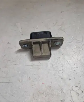 Mazda 6 Tailgate opening switch 