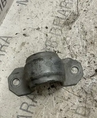 BMW X3 F25 Sway bar bush bracket, front 6787159