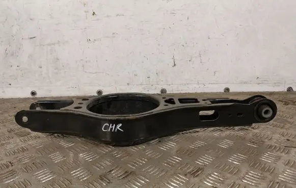 Toyota C-HR I Rear control arm 8714C