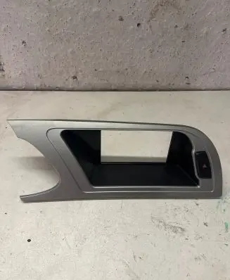 Audi A4 S4 B8 8K Radio/GPS head unit trim 8K1857186F