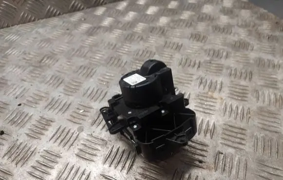 Mercedes-Benz GLE (W166 - C292) Suspension ride height/mode switch A1669050003