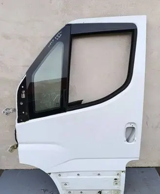 Iveco Daily 6th gen Front door