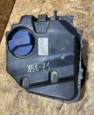 Audi Q7 4L Coolant expansion tank/reservoir 7L0121407F