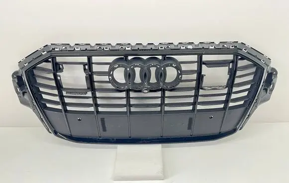 Audi Q7 4M Front grill 4M0853651AJ