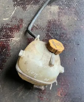Opel Vectra C Coolant expansion tank/reservoir 9202200