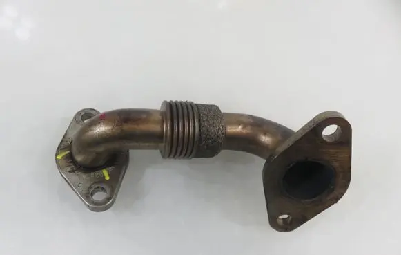 Volkswagen PASSAT B6 EGR valve line/pipe/hose 038131521CC