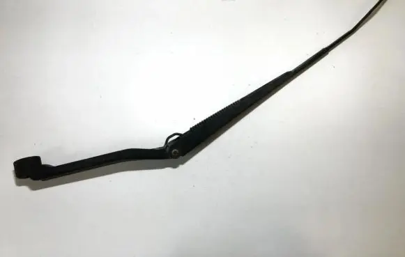 Mitsubishi Grandis Front wiper blade arm