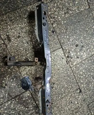 Toyota Corolla Verso E121 Top upper radiator support slam panel 