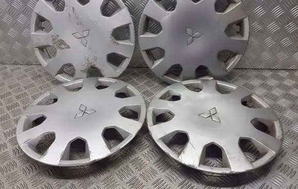 Mitsubishi Colt CZ3 R15 wheel hub/cap/trim 3982S010