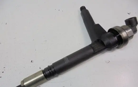 Opel Meriva A Fuel injector 8973138612