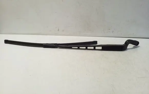 Front wiper blade arm