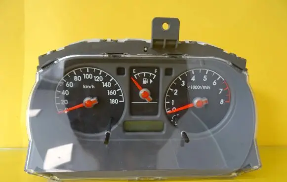 Nissan Cube Z11 Speedometer (instrument cluster) 0212250290B 3U005