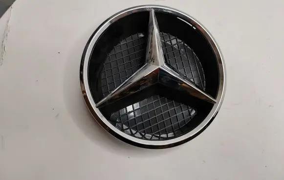 Mercedes-Benz GLS X167 Manufacturer badge logo/emblem A0008172116